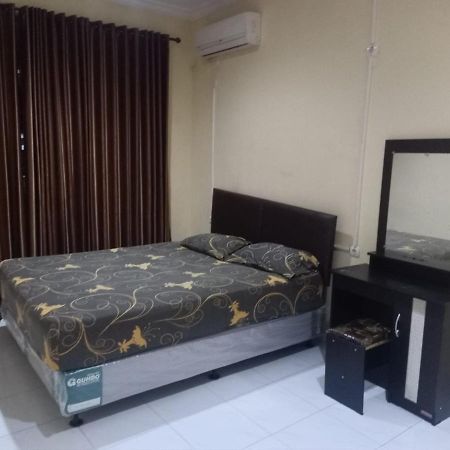 Cendana Mulia Hostel Μπογκόρ Εξωτερικό φωτογραφία