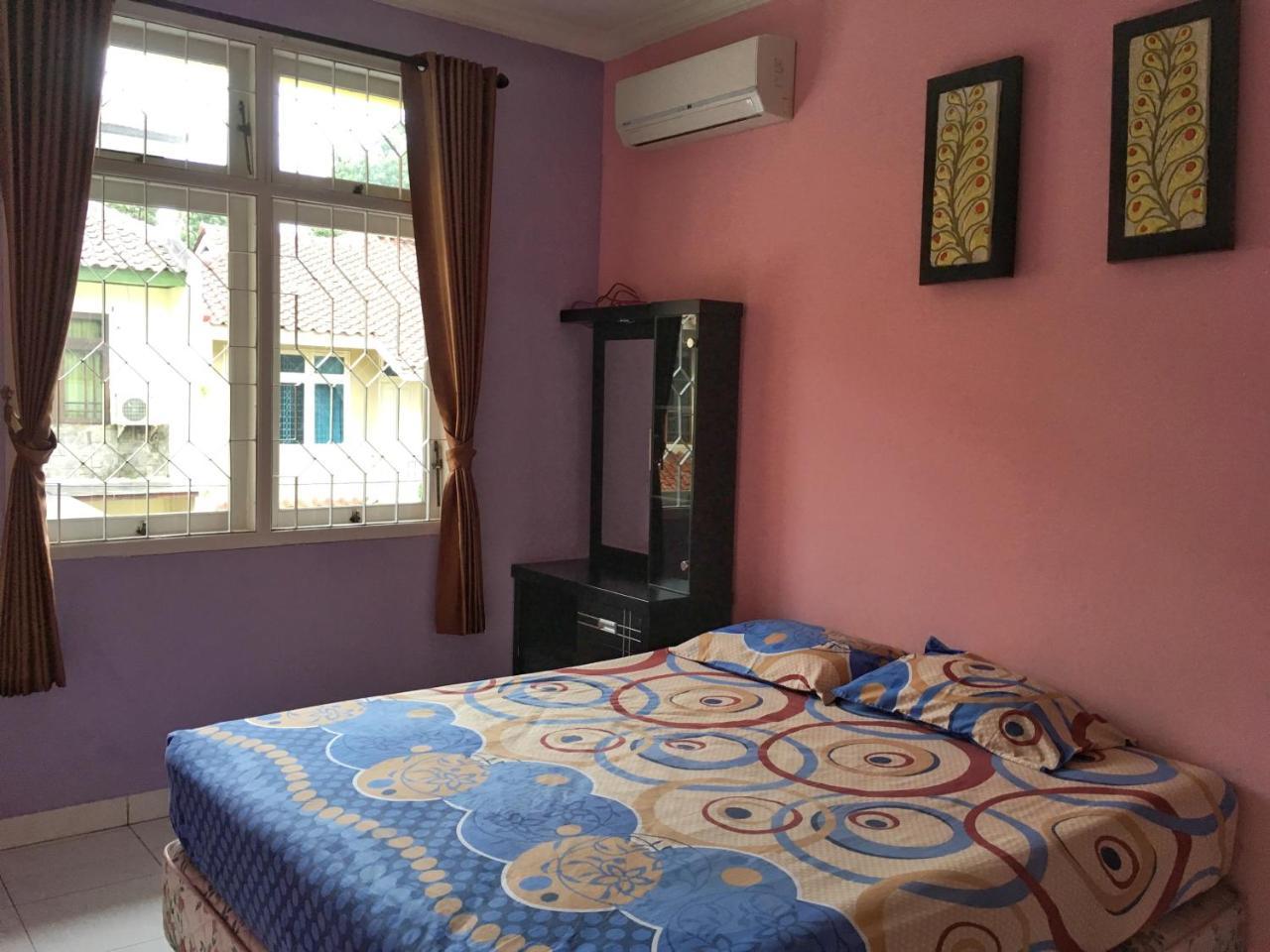 Cendana Mulia Hostel Μπογκόρ Εξωτερικό φωτογραφία
